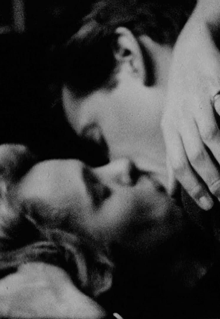 Kiss